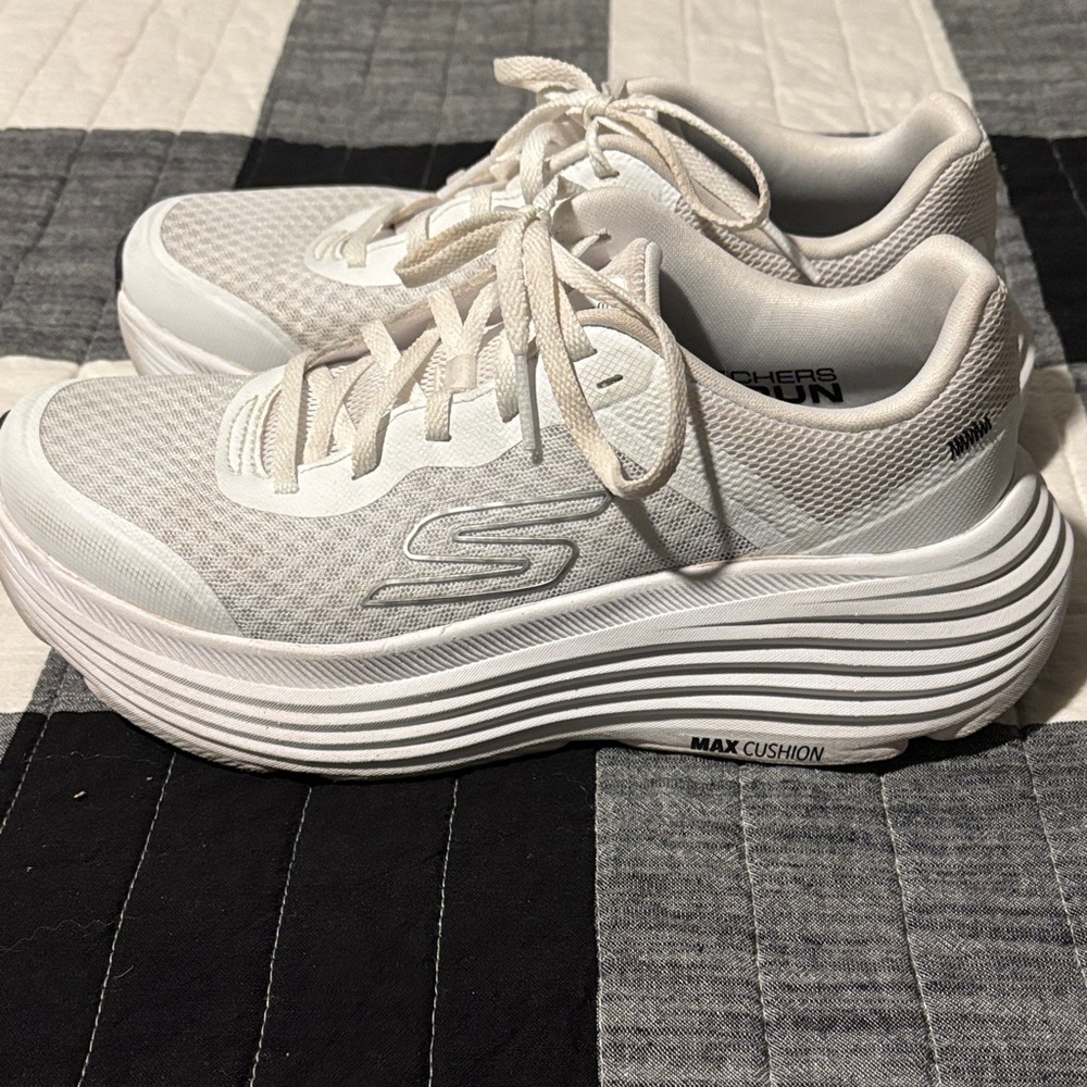 Skechers Women's White Go Run Max Cushion Sneakers